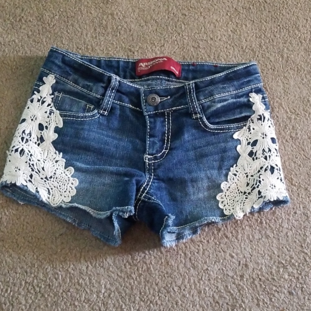 Lace trimmed girls shorts size 7